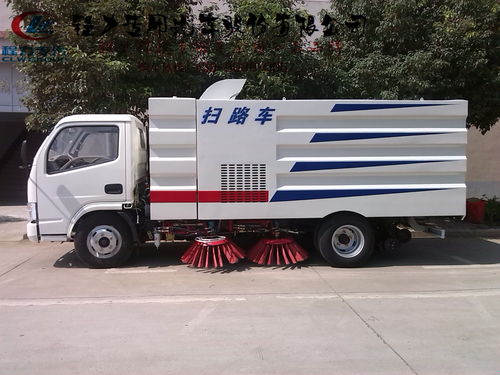 8噸路面清掃車、電動(dòng)掃路車及防撞緩沖車價(jià)格詳解與選購指南