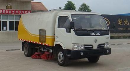 選擇最好的掃路車 從圖片、樣板到郴州市與湖北晨陽的專業(yè)之選